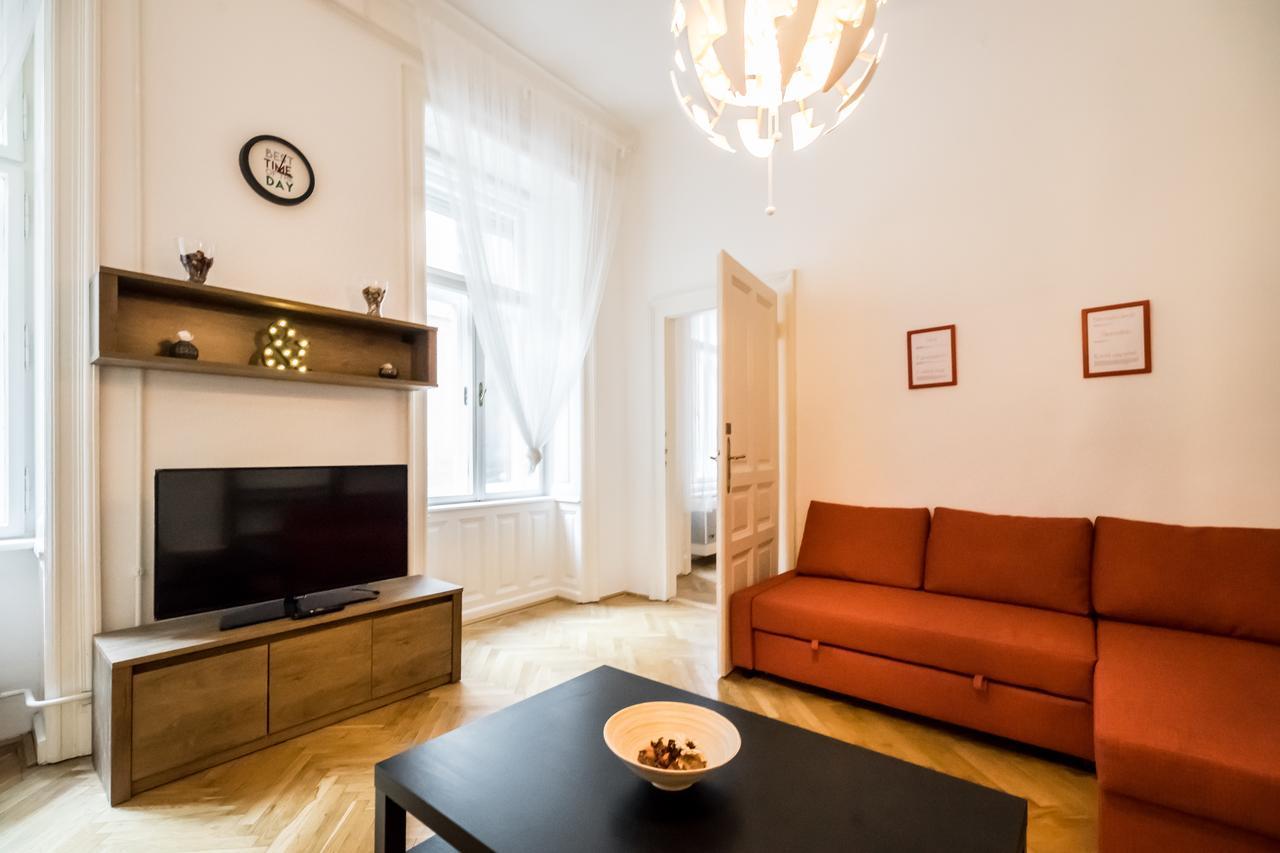 Broadway Budapest